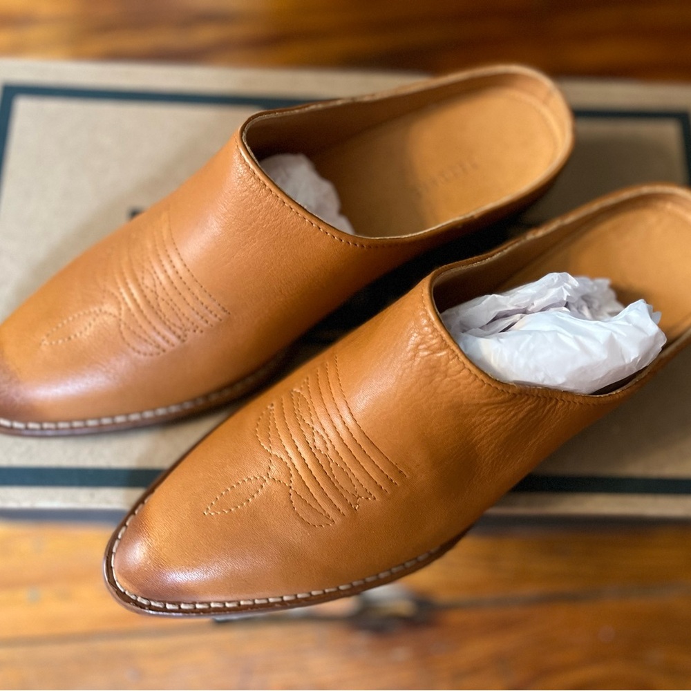 Tecovas “The Sophie” tan leather mules